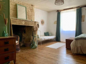 Maison médiévale climatisée avec jardin